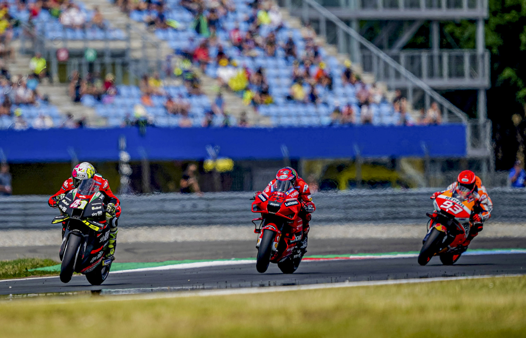 Another solid Top 10 for Aleix Espargaro in Assen, Lorenzo Savadori just misses the points zone