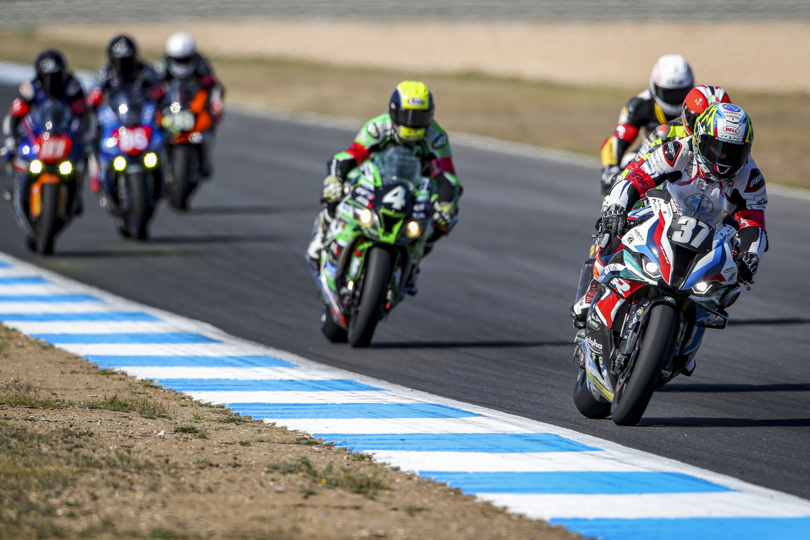 Third place on the podium for the BMW Motorrad World Endurance Team in dramatic 12-hour race at Estoril
