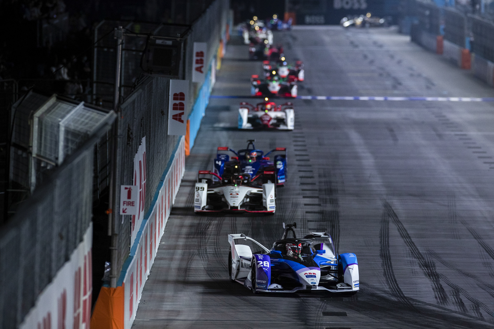 After victory in Saturday’s race both BMW i Andretti Motorsport drivers in the points in London