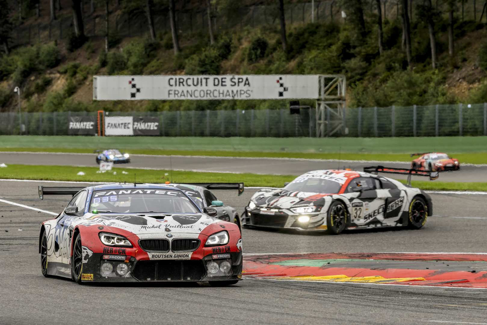 Battle for the podium at the 24h Spa-Francorchamps comes to an early end for Walkenhorst Motorsport