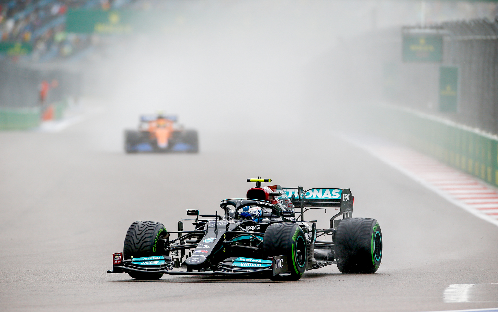 P4 and P7 for the Mercedes-AMG Petronas F1 Team in changeable weather conditions in Sochi