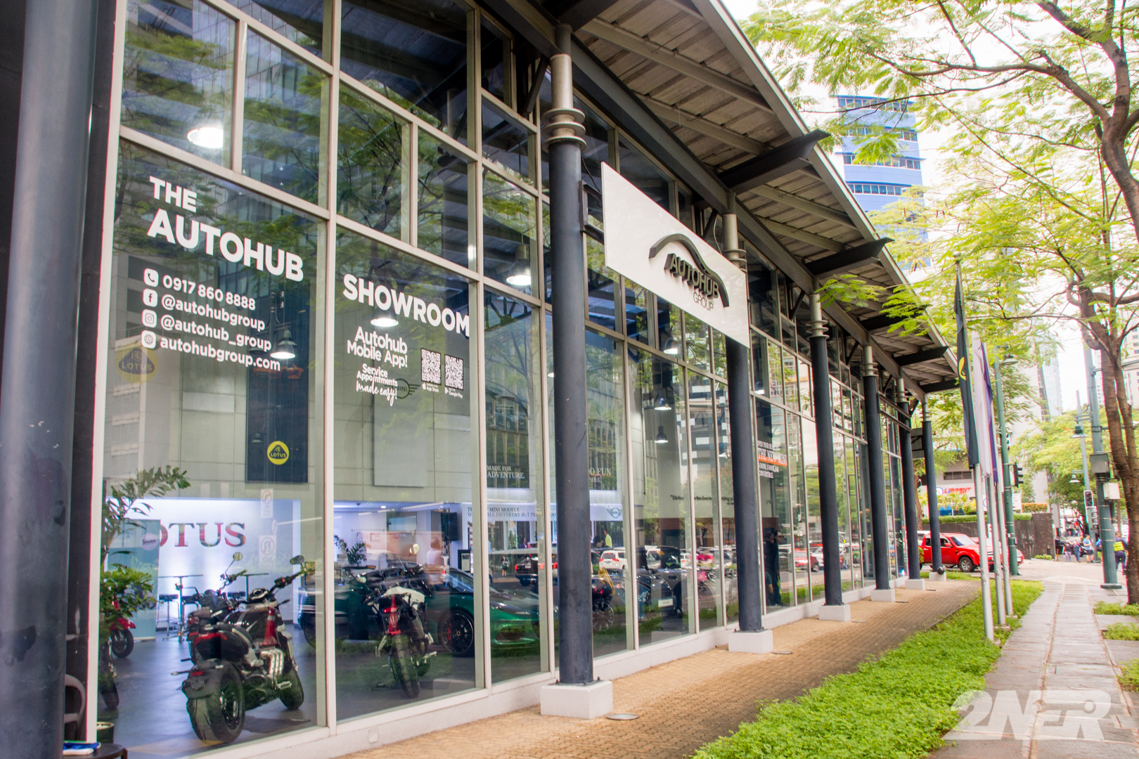 Autohub Group opens a new one-stop showroom in Bonifacio Global City