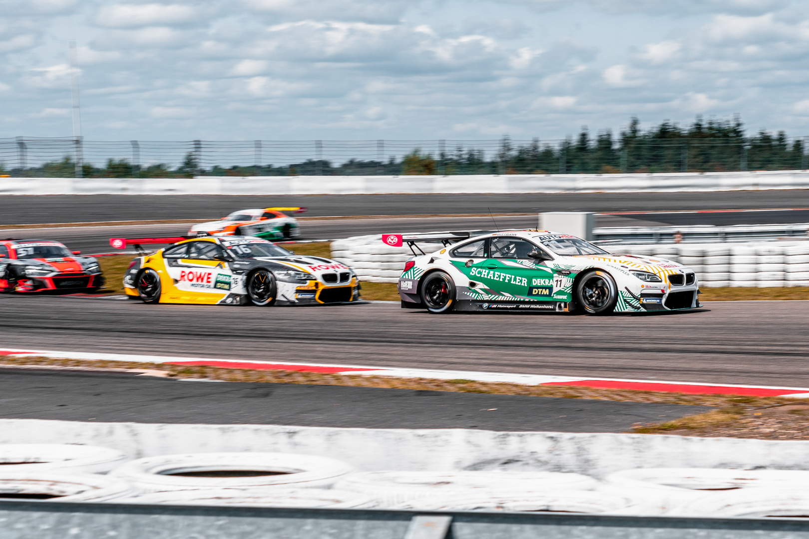 Big weekend on the BMW M6 GT3’s farewell tour – Guest appearance for the BMW M4 GT3 at Barcelona