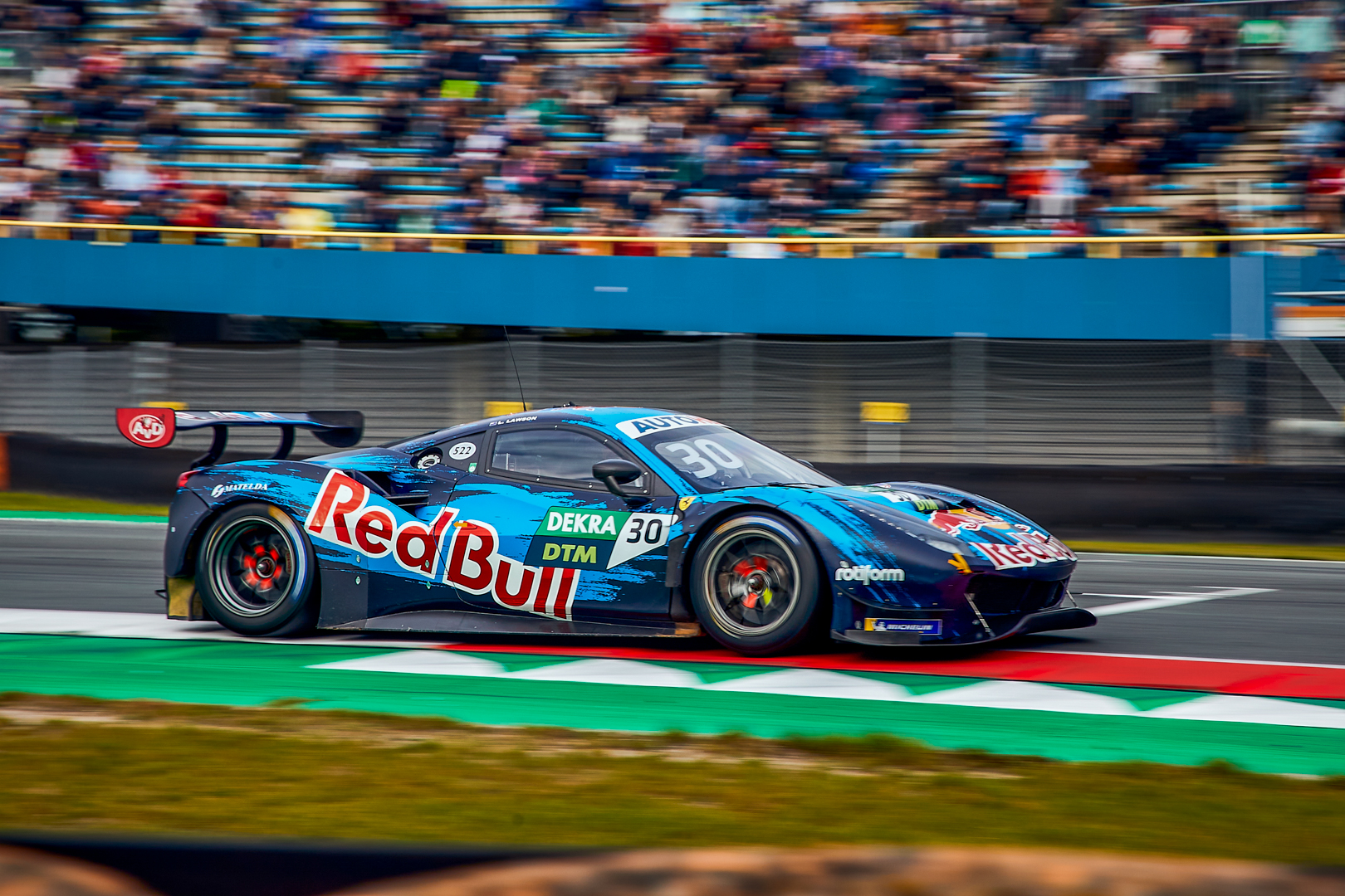 Lawson out to end his rookie DTM season as champion at Norisring