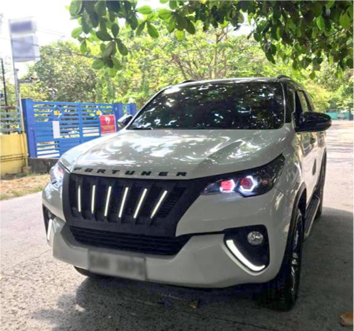 Own the power to lead with the Philippines’ best-selling SUV