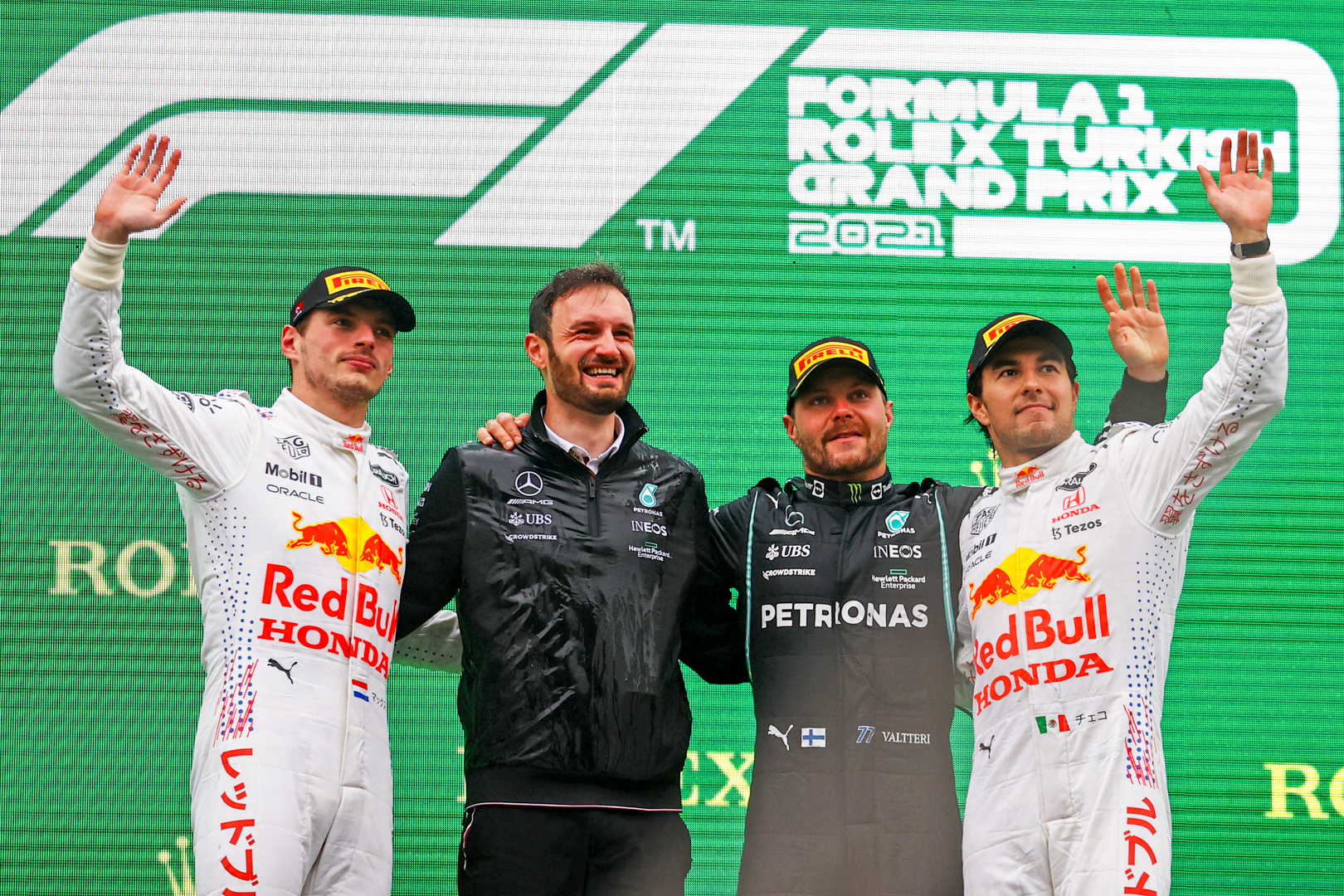 Verstappen and Pérez share podium at #TurkishGP, finishing 2nd and 3rd