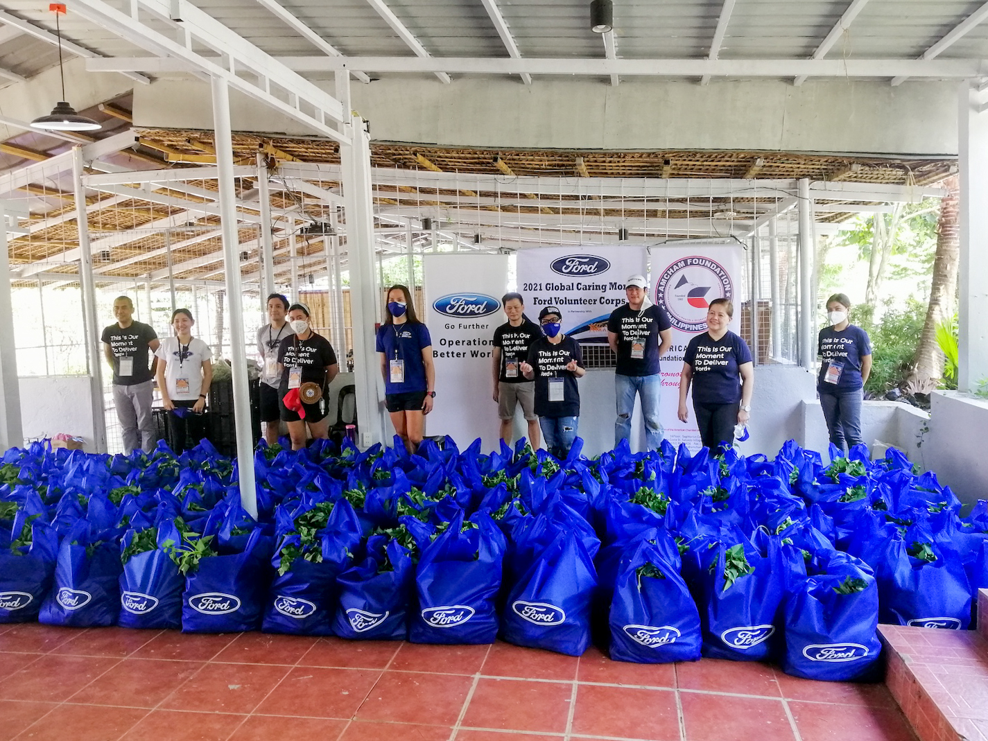 Ford Philippines celebrates Global Caring Month with virtual, in-person volunteer activities