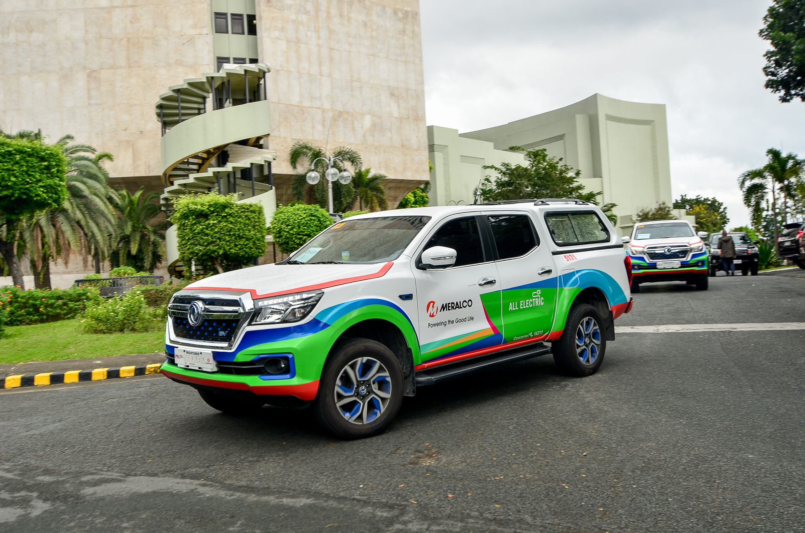 Meralco ramps up Green Mobility Program with expanded roll-out of electric vehicles;  Metro Manila service vehicle fleet now all electric