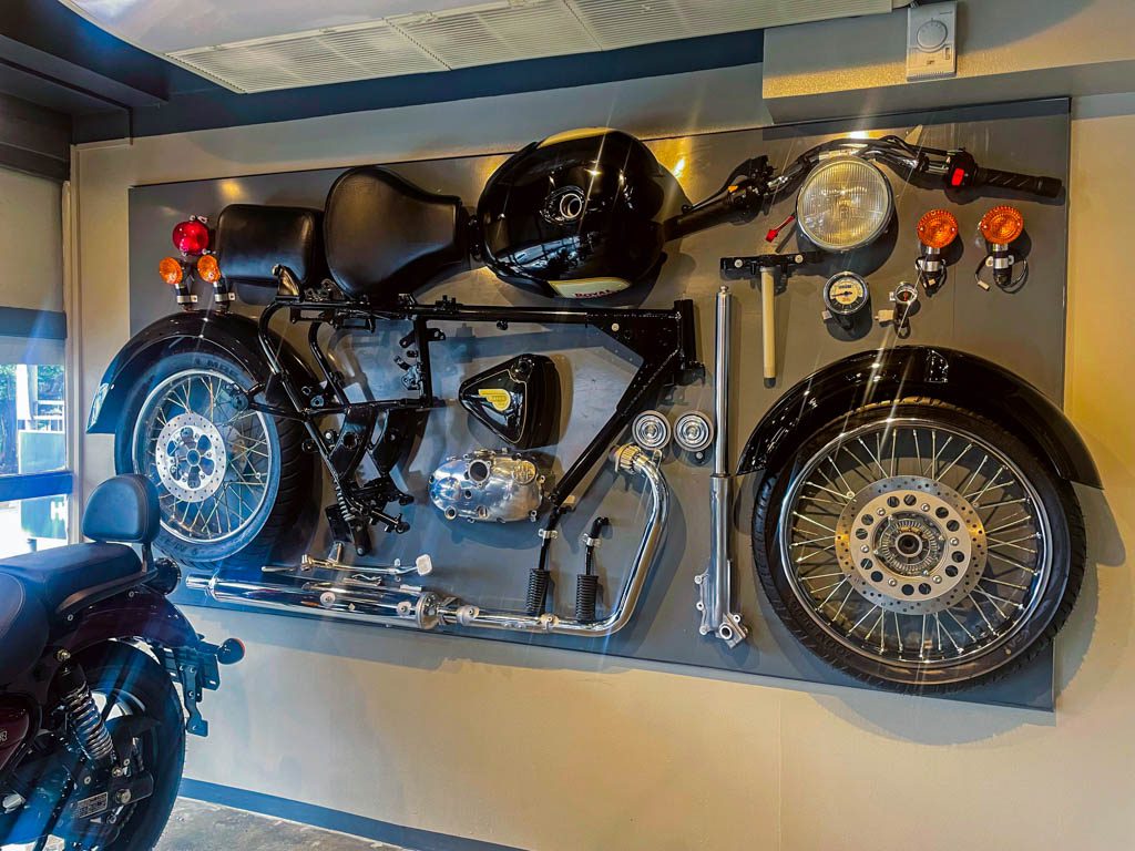 royal enfield velavan motors