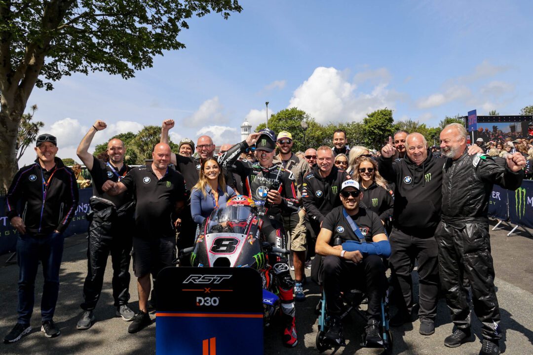 BMW M 1000 RR Shines at Spa and Isle of Man TT