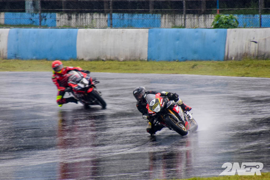MOTUL REVO Racing Project’s Marvin Mangulabnan Shines in Rain-Soaked CIFOS Pre-Final Despite Technical DQ